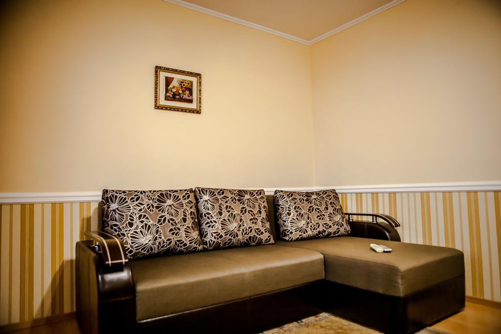 Babylon Apartments リウネ 部屋 写真